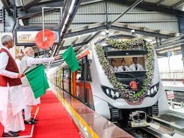 Vande Metro : देशातील पहिल्या 'वंदे मेट्रो'चं किती आहे तिकीट? काय आहे वेगळेपण? वाचा संपूर्ण माहिती Vande Metro : देशातील पहिल्या 'वंदे मेट्रो'चं किती आहे तिकीट? काय आहे वेगळेपण? वाचा संपूर्ण माहिती