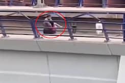Woman Running On Metro Track In Delhi Rescued By Security Personnel Woman Running On Metro Track In Delhi Rescued By Security Personnel