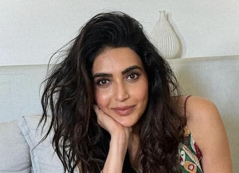 What's Cooking In Karishma Tanna's Kitchen? It Was A Street-Style Maharashtrian Combo What's Cooking In Karishma Tanna's Kitchen? It Was A Street-Style Maharashtrian Combo