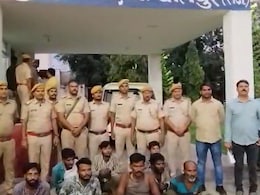 धौलपुर में राजस्थान-UP पुलिस की संयुक्त कार्रवाई में बड़ी सफलता, छैमार गैंग के 8 बदमाश हथियार के साथ गिरफ्तार धौलपुर में राजस्थान-UP पुलिस की संयुक्त कार्रवाई में बड़ी सफलता, छैमार गैंग के 8 बदमाश हथियार के साथ गिरफ्तार