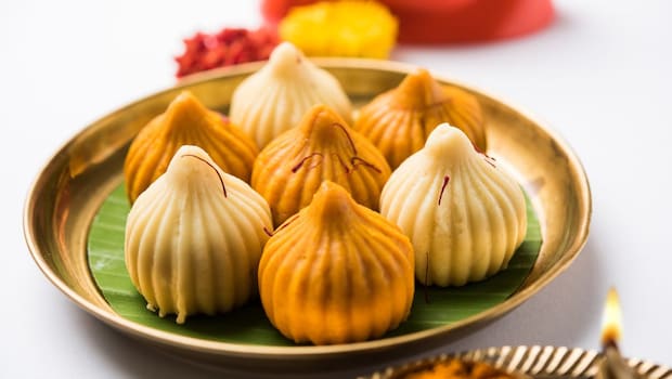 Ganesh Chaturthi 2025: How To Make Puran Poli Modak For A Festive Feast