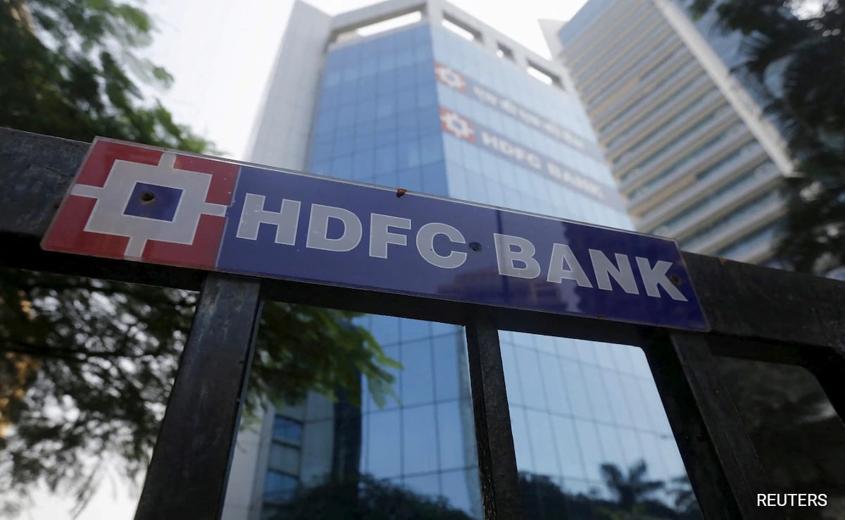 HDFC Life Insurance Reports Data Leak, Assesses Impact of Breach