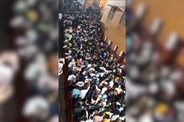 भाद्रपद सोमी अमावस्या पर चित्रकूट पहुंचे 13 लाख से अधिक श्रद्धालु. भाद्रपद सोमी अमावस्या पर चित्रकूट पहुंचे 13 लाख से अधिक श्रद्धालु.