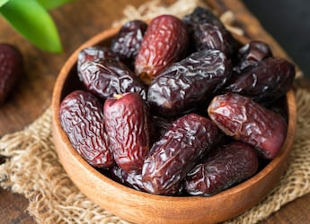 4 Reasons Dates (Khajoor) Water Should Be Your New Health Drink 4 Reasons Dates (Khajoor) Water Should Be Your New Health Drink