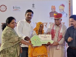 प्रधानमंत्री आवास योजना ग्रामीण के 3222 लाभार्थियों को मिला घर,  210 कर्मियों को मिला वेलकम किट