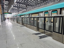 नोएडा मेट्रो की एक्वा लाइन विस्तार पर जल्द दौड़ेगी मेट्रो, सितंबर के आखिर में निकाले जाएंगे टेंडर नोएडा मेट्रो की एक्वा लाइन विस्तार पर जल्द दौड़ेगी मेट्रो, सितंबर के आखिर में निकाले जाएंगे टेंडर