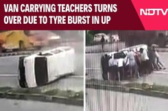 Van Carrying Teachers Turns Over In Uttar Pradesh's Sitapur Van Carrying Teachers Turns Over In Uttar Pradesh's Sitapur