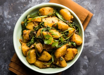 Chutney Waale Aloo: A Tangy Treat You Won't Be Able To Resist (Recipe Inside) Chutney Waale Aloo: A Tangy Treat You Won't Be Able To Resist (Recipe Inside)