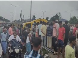 बेगूसराय में तेज रफ्तार ट्रक ने स्कूल वाहन को मारी टक्कर, 16 बच्चे घायल बेगूसराय में तेज रफ्तार ट्रक ने स्कूल वाहन को मारी टक्कर, 16 बच्चे घायल