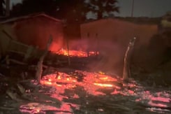 21 Houses Set On Fire In Bihar's Nawada, Police Suspect Land Dispute 21 Houses Set On Fire In Bihar's Nawada, Police Suspect Land Dispute