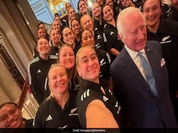 King Charles' Warm Hug With New Zealand Women's Rugby Team King Charles' Warm Hug With New Zealand Women's Rugby Team
