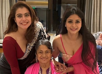 Kajol Celebrates Mother Tanuja's 81st Birthday With A Gorgeous Photo Cake - See Pic Kajol Celebrates Mother Tanuja's 81st Birthday With A Gorgeous Photo Cake - See Pic