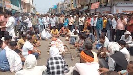 Sagar: पुलिस को देख भाग रहे युवक की मौत से लोगों में उबाल, कटघरे में खाकी !