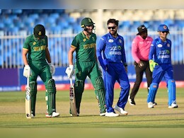 SA vs AFG: '1-2-3-4-5-6-7...',अफगानी गेंदबाजों ने मचाया गदर, दक्षिण अफ्रीका ने बनाया अपने वनडे इतिहास का सबसे शर्मनाक रिकॉर्ड