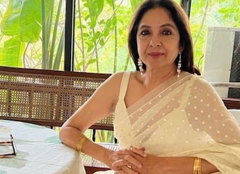 How Neena Gupta Gave Egg Bhurji A Spicy Twist With Pav Bhaji Masala How Neena Gupta Gave Egg Bhurji A Spicy Twist With Pav Bhaji Masala