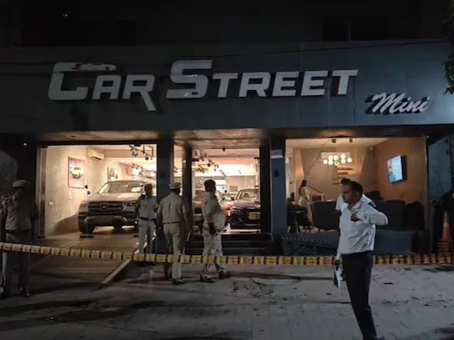 20 Rounds Fired At Delhi Car Showroom, Shooters' Note Reads "Bhau Gang, Since 2020"