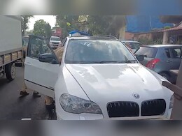 मुंबई के मुलुंड में हिट एंड रन मामला, बीएमडब्ल्यू कार ने दो को मारी टक्कर, एक की मौत