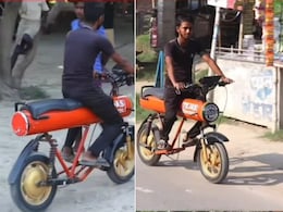 लड़के ने कबाड़ से बना डाली इलेक्ट्रिक बाइक, 5 रुपये में तय होगा 50 किमी का सफर, हैरान कर देगी जुगाड़ से बनी Tejas Bike लड़के ने कबाड़ से बना डाली इलेक्ट्रिक बाइक, 5 रुपये में तय होगा 50 किमी का सफर, हैरान कर देगी जुगाड़ से बनी Tejas Bike