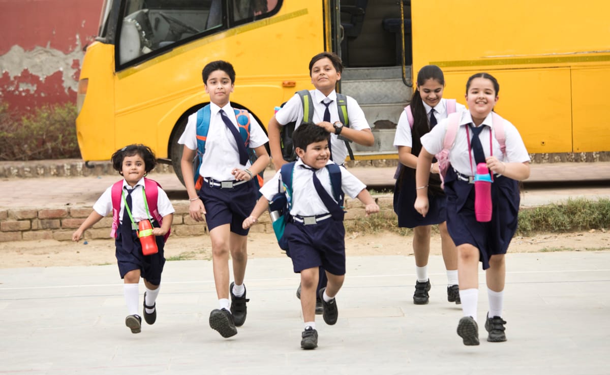 Study tips : अपने बच्चे को सिखाएं पढ़ाई के ये 4 तरीके, क्लास में हमेशा आएगा  फर्स्ट | 4 Ways to make studies interesting for children, how to motivate  child for studies