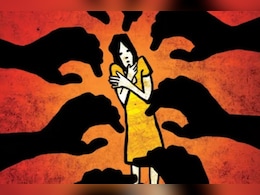 दौसा में 19 साल की युवती को किडनैप कर जबरन पिलाई शराब, फिर होटल में ले जाकर किया गैंगरेप दौसा में 19 साल की युवती को किडनैप कर जबरन पिलाई शराब, फिर होटल में ले जाकर किया गैंगरेप