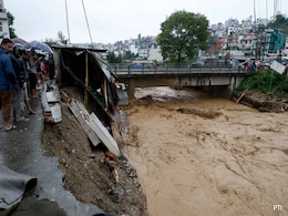 नेपाल में जबरदस्त बारिश के बाद बाढ़ और भूस्खलन का कहर, अब तक 170 की मौत, नदियां उफान पर  नेपाल में जबरदस्त बारिश के बाद बाढ़ और भूस्खलन का कहर, अब तक 170 की मौत, नदियां उफान पर