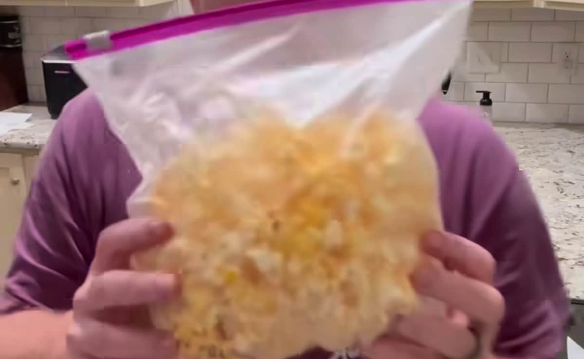 Viral Video Digital Creator Tries "Frozen Popcorn" For The First Time