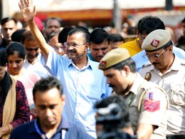 केजरीवाल के 2 दिन बाद इस्तीफ़े देने के ऐलान पर क्या बोले दिग्गज नेता, यहां देखिए