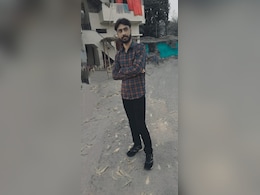 Railway Employee Accused Of Molesting Girl, Train Passengers Beat Him To Death