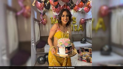 nia sharma birthday dress Dress up! Mom's Birthday brunch Ritual. @vinayyshrma the cake issss her  fav.. haha missed you @milagromumbai Fancy place and amazing food  thanksssss guys