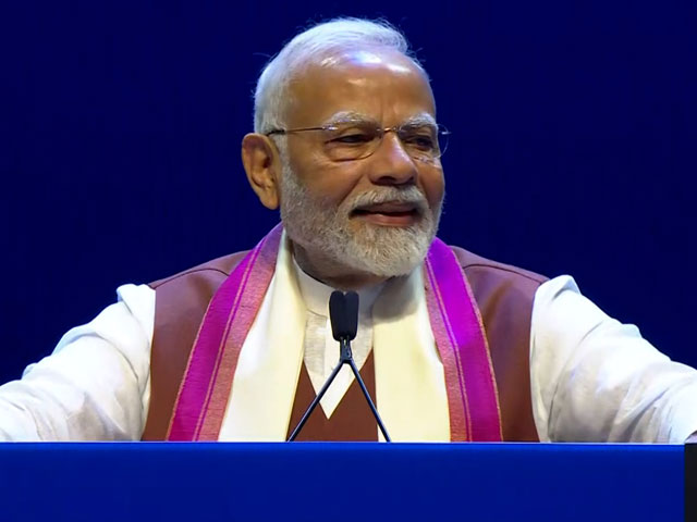 PM Modi Addresses Indian Community At Packed New York Stadium