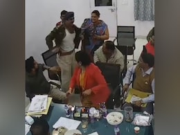Old Video Of Cop Removing Uniform After Argument With BJP Leader Goes Viral Old Video Of Cop Removing Uniform After Argument With BJP Leader Goes Viral