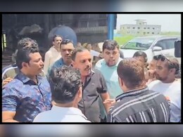 रस्त्याचा निधी भलतीकडेच वळवला, कल्याणमध्ये शिंदे गट-संघर्ष समितीच्या पदाधिकाऱ्यांमध्ये राडा