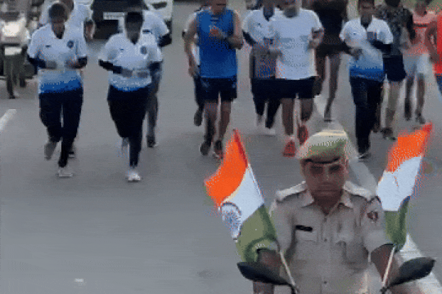Watch video: नागौर की सड़कों पर 20 KM दौड़े SP, लोग देखकर बोले- ये है असली सिंघम