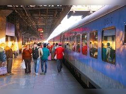 रेल यात्रियों के लिए बड़ी खुशखबरी, अब 24 घंटे पहले मिलेगी कंफर्म टिकट की जानकारी रेल यात्रियों के लिए बड़ी खुशखबरी, अब 24 घंटे पहले मिलेगी कंफर्म टिकट की जानकारी