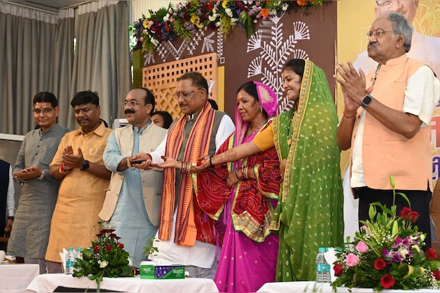 तीजा तिहार से पहले महतारी वंदन योजना की 7वीं किश्त आने से महिलाओं के चेहरे पर आई मुस्कान.