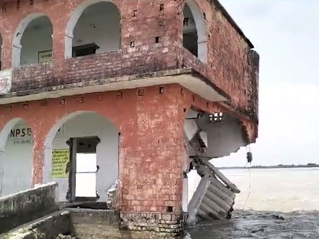 Government School Swept Away By River Koshi In Bihar, Video Goes Viral