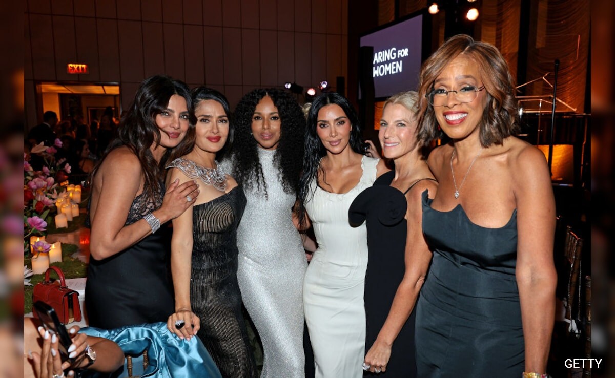 In Pics: Priyanka Chopra, Salma Hayek, Kim Kardashian And Others At An Event