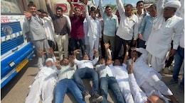 सांचौर में आज चक्का जाम, स्कूल-बाजार बंद, पूर्व मंत्री के इशारे पर सड़कों पर उतरे सैकड़ों लोग