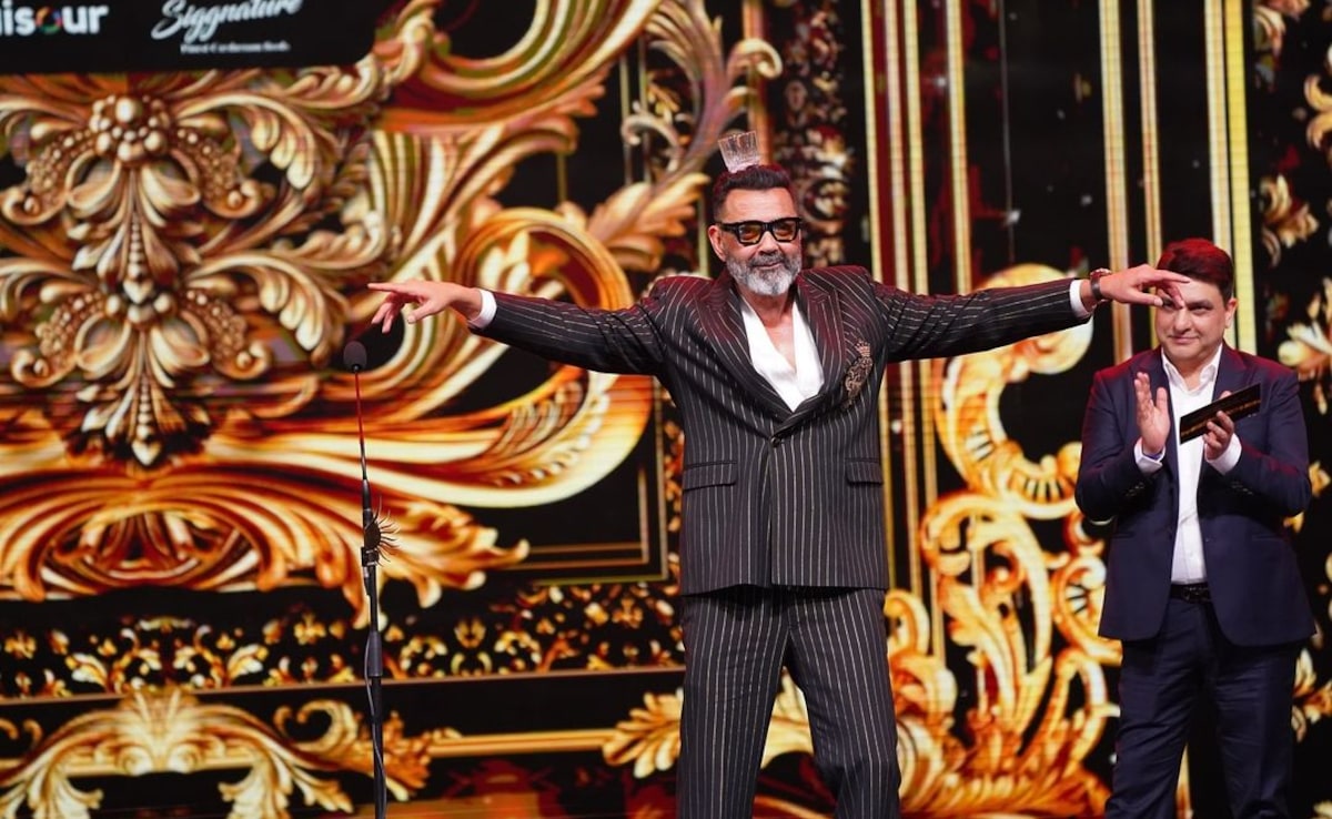 IIFA 2024: পশুর জন্য ববি দেওল যখন পুরস্কার পেলেন, তখন আবরারের স্টাইলে জামাল কুডু গানে নাচলেন, ভিডিও ভাইরাল হচ্ছে IIFA 2024: পশুর জন্য ববি দেওল যখন পুরস্কার পেলেন, তখন আবরারের স্টাইলে জামাল কুডু গানে নাচলেন, ভিডিও ভাইরাল হচ্ছে