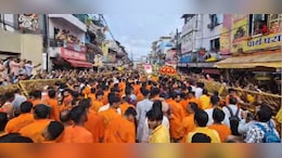 महाकाल की नगरी में निकली 'राजसी' सवारी, भक्ति में ऐसे डूबे दिखे ज्योतिरादित्य सिंधिया और उनके बेटे