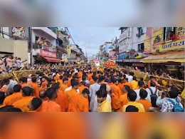 महाकाल की नगरी में निकली 'राजसी' सवारी, भक्ति में ऐसे डूबे दिखे ज्योतिरादित्य सिंधिया और उनके बेटे