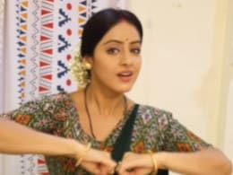 दीपिका सिंह का डांस फिर चर्चा में, ट्रेंडिग गाने पर शेयर किया वीडियो तो लोग बोले- इतना खराब बिना प्रैक्टिस के नहीं हो सकता दीपिका सिंह का डांस फिर चर्चा में, ट्रेंडिग गाने पर शेयर किया वीडियो तो लोग बोले- इतना खराब बिना प्रैक्टिस के नहीं हो सकता