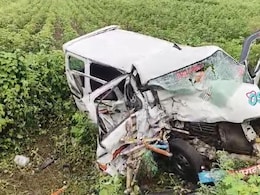 महाराष्ट्र : नशे में पिकअप वैन चला रहा था ड्राइवर, भीषण सड़क हादसे में 4 की मौत