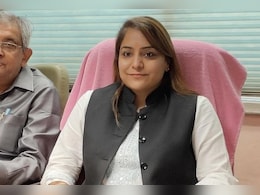 MCD स्टैंडिंग कमेटी मेंबर चुनाव : मेयर ने पीठासीन अधिकारी घोषित करने से मना किया, कमिश्नर ने किया ऐलान, बुधवार को ही चुनाव कराने के दिए आदेश MCD स्टैंडिंग कमेटी मेंबर चुनाव : मेयर ने पीठासीन अधिकारी घोषित करने से मना किया, कमिश्नर ने किया ऐलान, बुधवार को ही चुनाव कराने के दिए आदेश