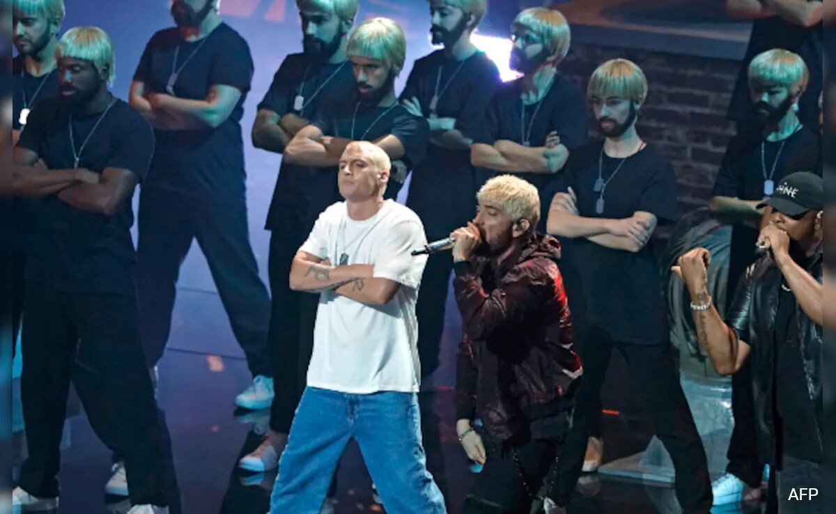 MTV VMAs 2024: Eminem Recreates <i>The Real Slim Shady</i> Performance And How