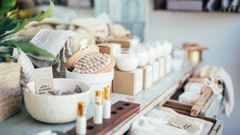 Myntra Fashion Carnival: Whisper, Veet समेत कई वीमेन हाइजीन प्रोडक्ट्स पर भारी छूट, केवल 100 रुपए से शुरू Myntra Fashion Carnival: Whisper, Veet समेत कई वीमेन हाइजीन प्रोडक्ट्स पर भारी छूट, केवल 100 रुपए से शुरू