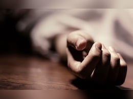 ज्या बेडवर 2 दिवस झोपला, त्याच बेड खाली पत्नीचा मृतदेह आढळला