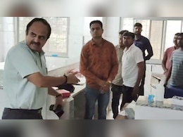 झालावाड़: ड्यूटी से गायब डॉक्टरों को हटाने का निर्देश, अस्पताल में कमीशन के खेल पर कलेक्टर का एक्शन