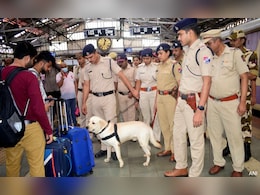 मुंबई को फिर दहलाने की साजिश! आतंकी हमले के अलर्ट के बाद पुलिस्त मुस्तैद, बाजारों में सिक्योरिटी ड्रिल मुंबई को फिर दहलाने की साजिश! आतंकी हमले के अलर्ट के बाद पुलिस्त मुस्तैद, बाजारों में सिक्योरिटी ड्रिल