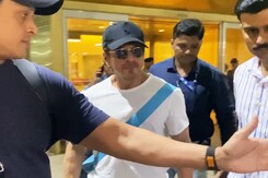 Done With IIFA, Shah Rukh Khan Is Back In Mumbai Done With IIFA, Shah Rukh Khan Is Back In Mumbai